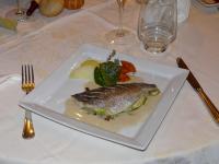 Dos de dorade r�ti sur brandade de morue et �tuv�e de poireaux