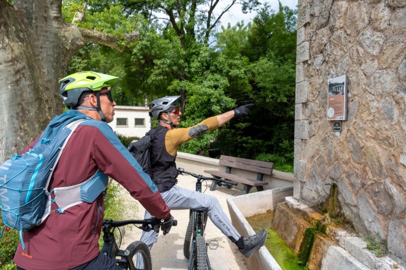 Escapade à vélo électrique sur le plateau de l’Issole
