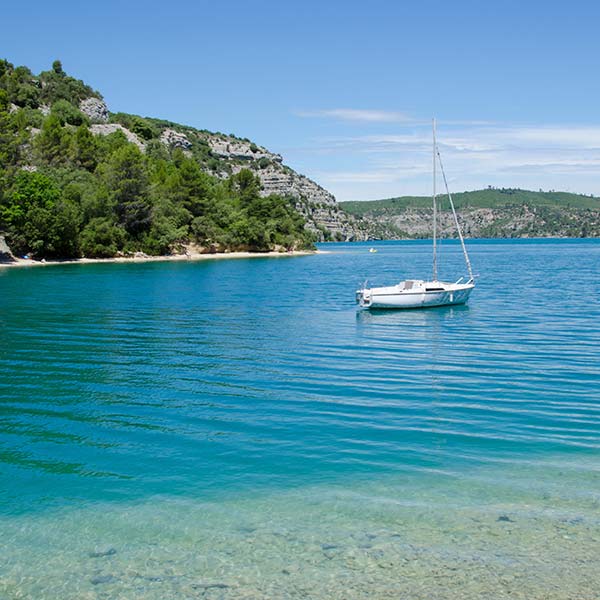 Lac d'Esparron : St Julien plage